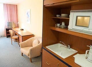 City Hotel Berlin East photo 4