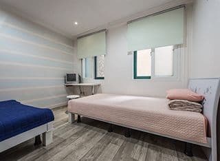 Hostel Korea - Original photo 3
