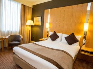 Crowne Plaza London Ealing, an IHG Hotel photo 3