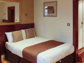 Garden View Hotel photo 2