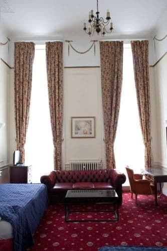 Rose Court Hotel