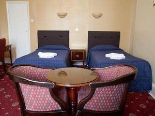 Rose Court Hotel photo 4