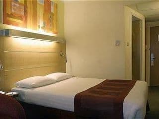 Holiday Inn Express Park Royal, an IHG Hotel photo 4