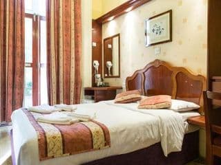 Dolphin Hotel photo 1