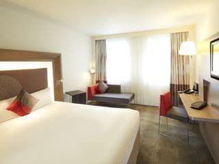Novotel London West photo 2