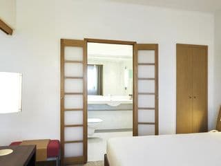 Novotel London West photo 3