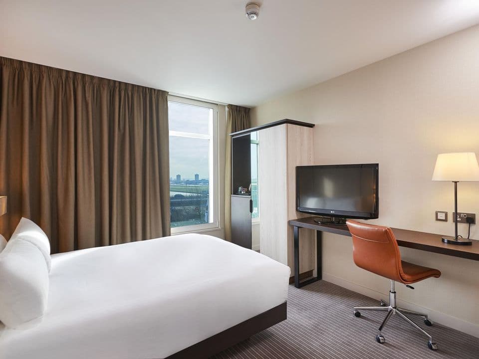 DoubleTree By Hilton London Excel