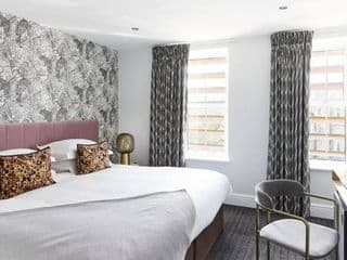 The Lodge Hotel - Putney photo 2