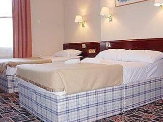 Hyde Park Court Hotel photo 2