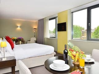 Axiom Park Hotel photo 1