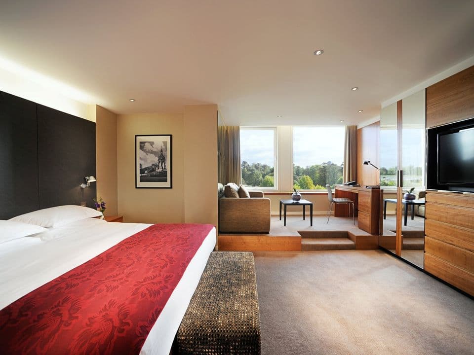Royal Garden Hotel
