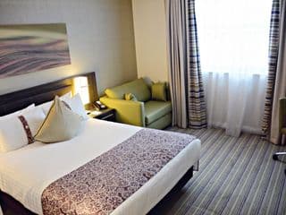 Holiday Inn London - Whitechapel, an IHG Hotel photo 2