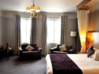 Bridge Hotel photo 1