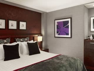 Crowne Plaza London - Gatwick Airport, an IHG Hotel photo 2