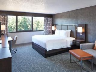 Doubletree By Hilton Atlanta Perimeter Dunwoody photo 2