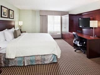 Holiday Inn Express Hotel & Suites Atlanta Buckhead, an IHG Hotel photo 2