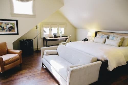 Stonehurst Place Bed & Breakfast