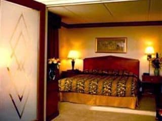 The Burgess Hotel Trademark Collection by Wyndham photo 4