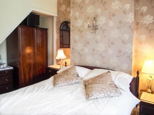 Leaded Light Guest House