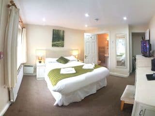 The Limes Country Lodge Hotel & Admiral Restaurant photo 1