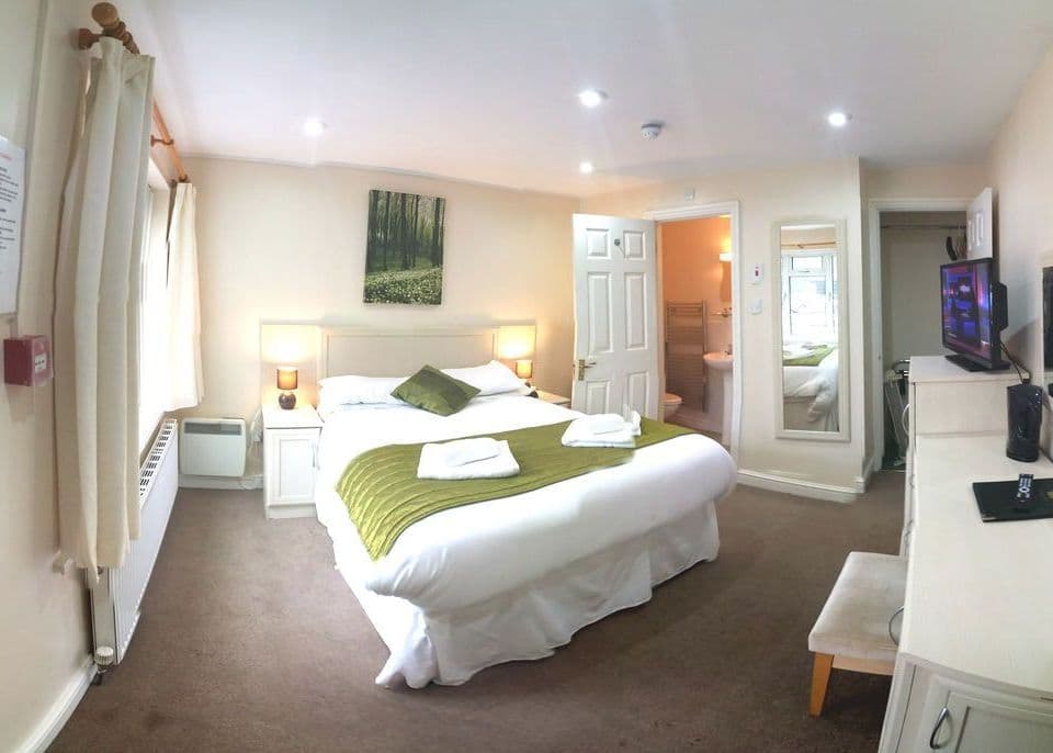 The Limes Country Lodge Hotel & Admiral Restaurant