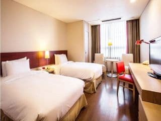 Ramada Hotel and Suites by Wyndham Seoul Namdaemun photo 1