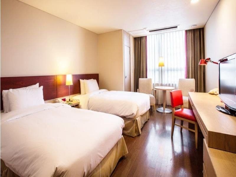 Ramada Hotel and Suites by Wyndham Seoul Namdaemun