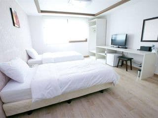 Yeongdeungpo VIP Hotel photo 1