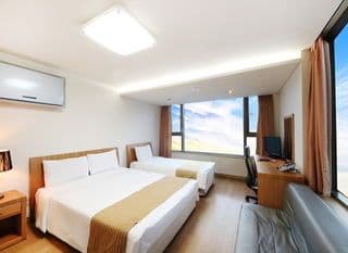 Hyundai Residence photo 3