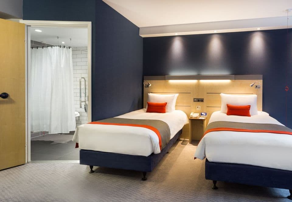 Holiday Inn Express London - Watford Junction, an IHG Hotel