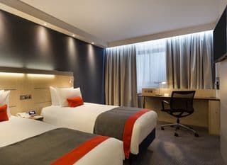 Holiday Inn Express London - Watford Junction, an IHG Hotel photo 2