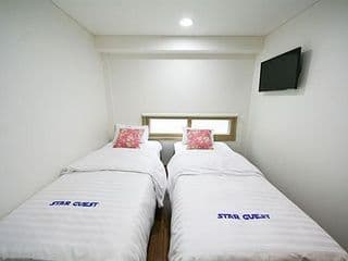 Star Guest House photo 1