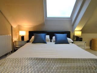 Accommodation Windsor Ltd - The Courtyard photo 1