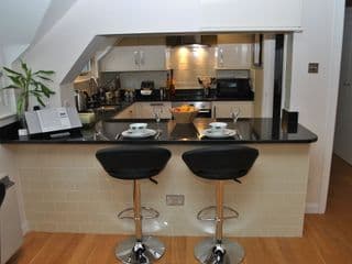 Accommodation Windsor Ltd - The Courtyard photo 2