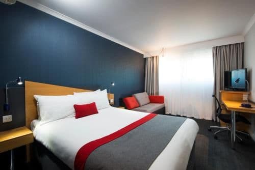 Holiday Inn Express Birmingham Oldbury, an IHG Hotel