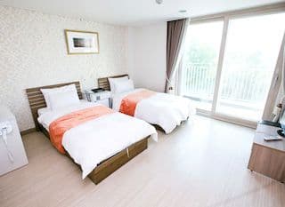 Boutique Hotel YOUNG-Inn photo 1