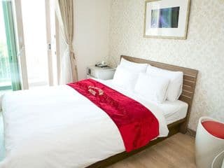 Boutique Hotel YOUNG-Inn photo 2