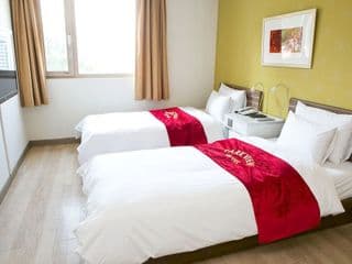 Boutique Hotel YOUNG-Inn photo 3