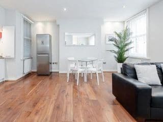 Roomspace Serviced Apartments - Sterling House photo 3