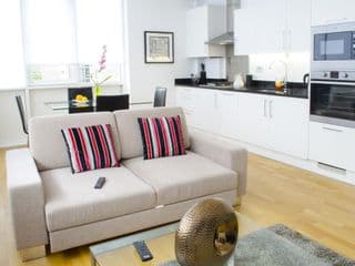 Old Street City Apartments photo 2