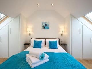 Miles Place Apartments By Flying Butler photo 3