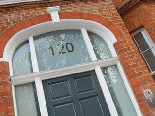 Barons Court Apartments By Flying Butler photo 3