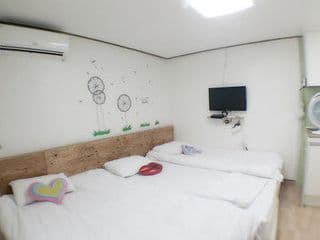 Myeongdong Guesthouse photo 2