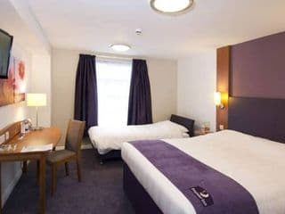 PREMIER INN LONDON WEMBLEY PARK photo 4