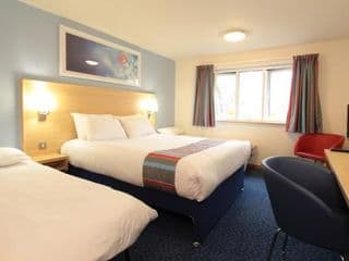 Travelodge Birmingham Central Broadway Plaza photo 4