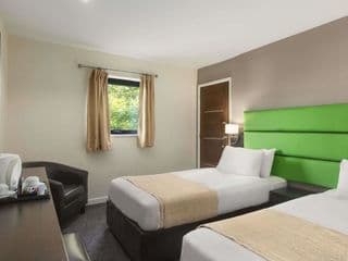 Ramada Birmingham Oldbury M5 J2 photo 1