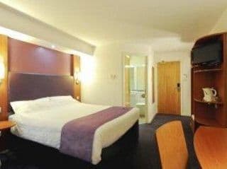 Premier Inn Birmingham City Centre Waterloo Street photo 3