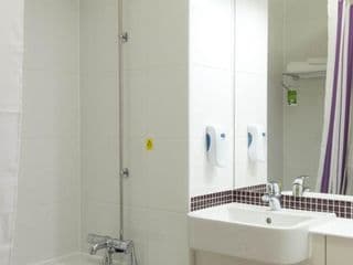 Premier Inn Birmingham City Centre Waterloo Street photo 4