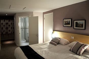 Royal George Hotel