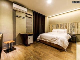 HOTEL 27 photo 1
